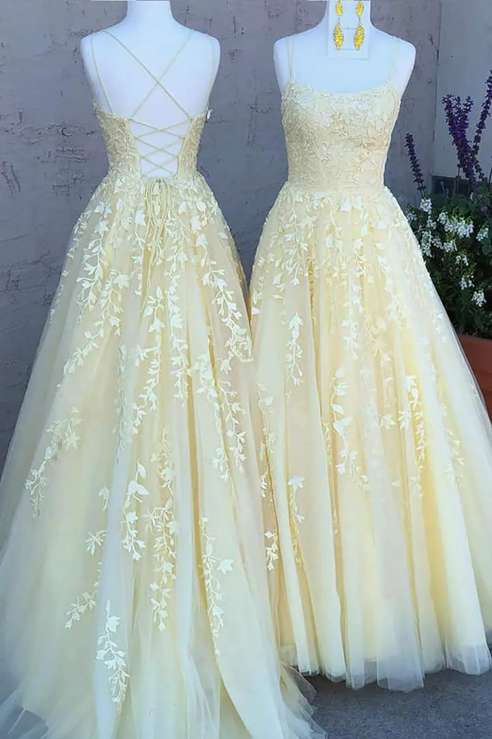 kamahe Women's Lace Appliques Prom Dresses Long Spaghetti Strap Ball Gowns Tulle Formal Dress for Party