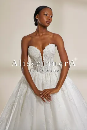 Strapless Sweetheart Neckline Off-White Lace Ball Gown Wedding Dress